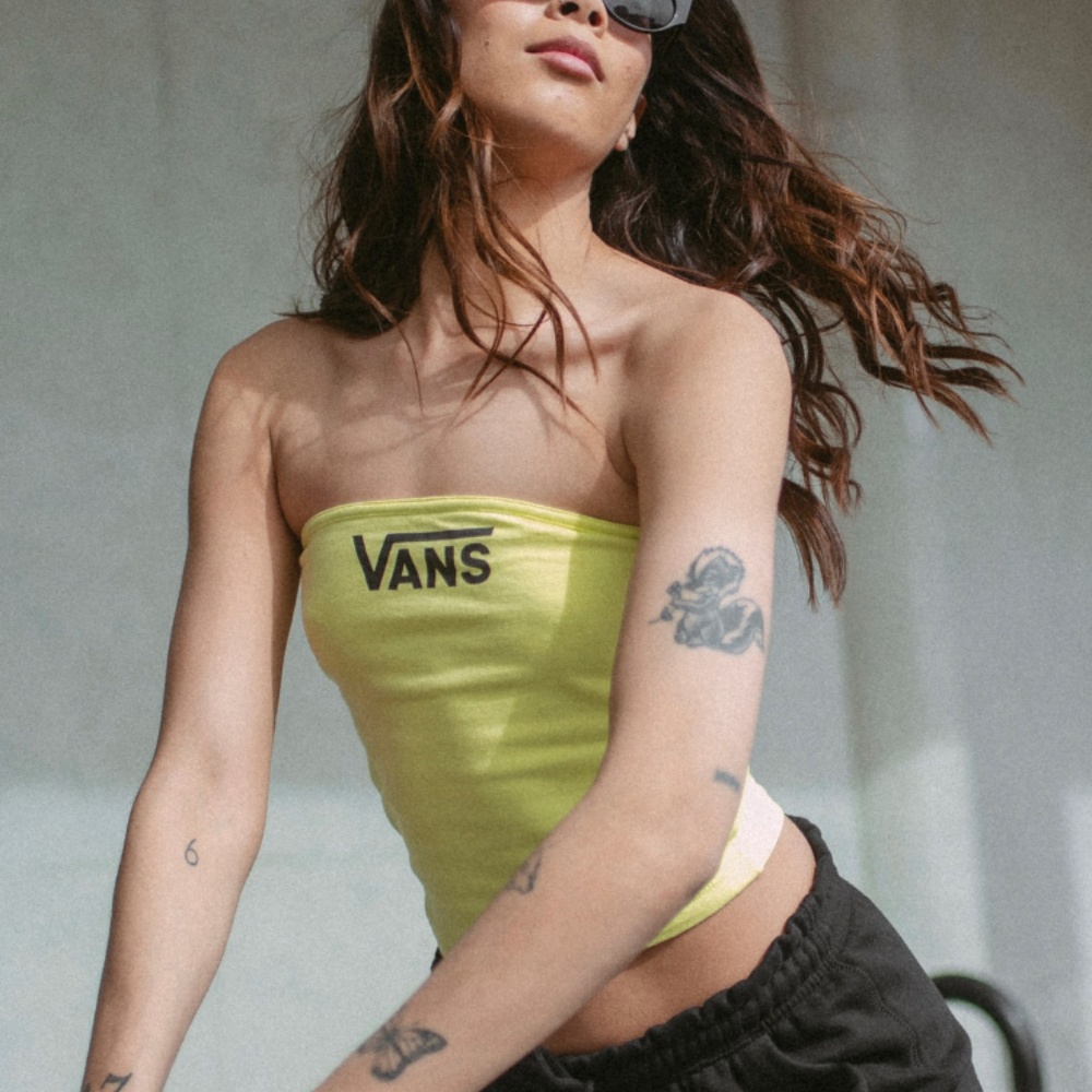 Womens Flying V tube